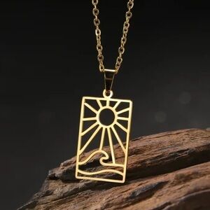 18k Gold Plated Stainless Steel Beach Vibes Necklace